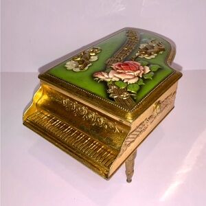 Vintage  Grand Piano Music/Cigarette Jewelry Box ~ Made In Occupied Japan